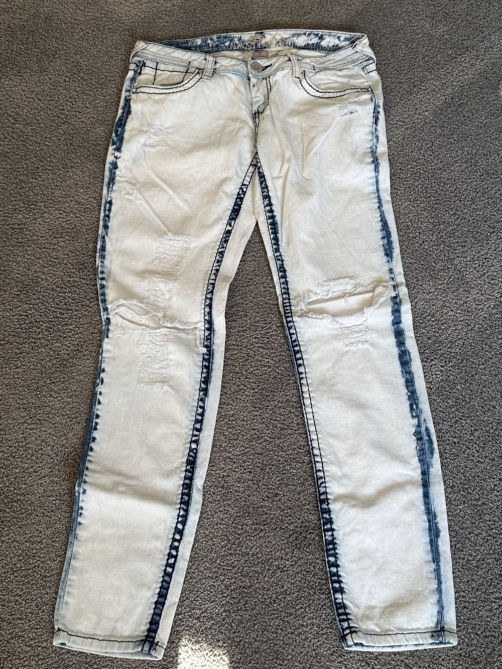 Almost Famous Cream and Blue Distressed Skinny Jeans. Size 7